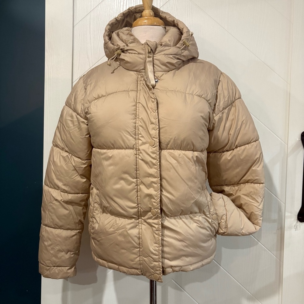 Ardene Tan Puffer Bubble Jacket/ Hooded Quilted/ XS / Minimalist/ Chic/‎ Classic
